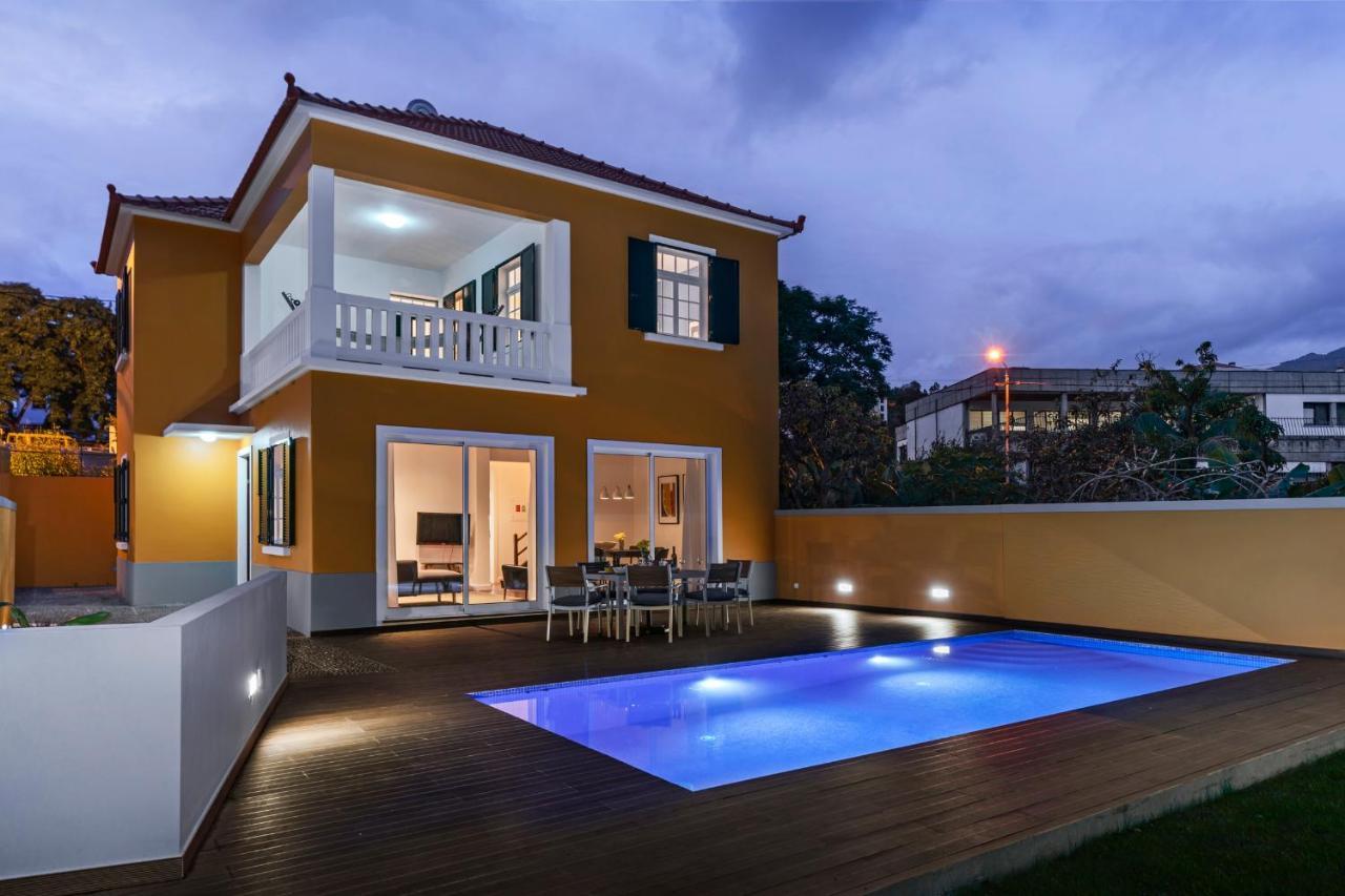 The Yellow House By Lovelystay ฟุงชาล ภายนอก รูปภาพ