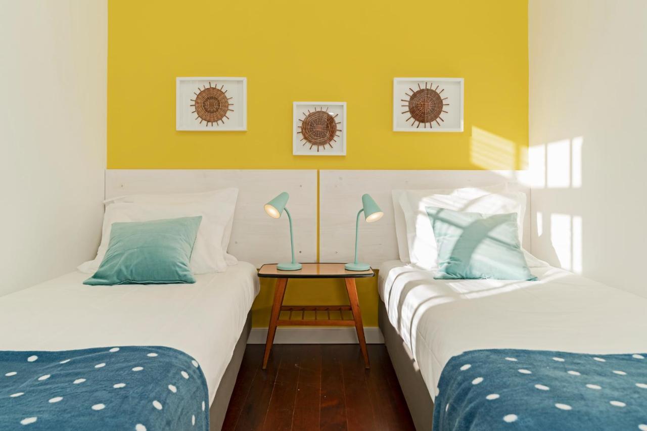 The Yellow House By Lovelystay ฟุงชาล ภายนอก รูปภาพ